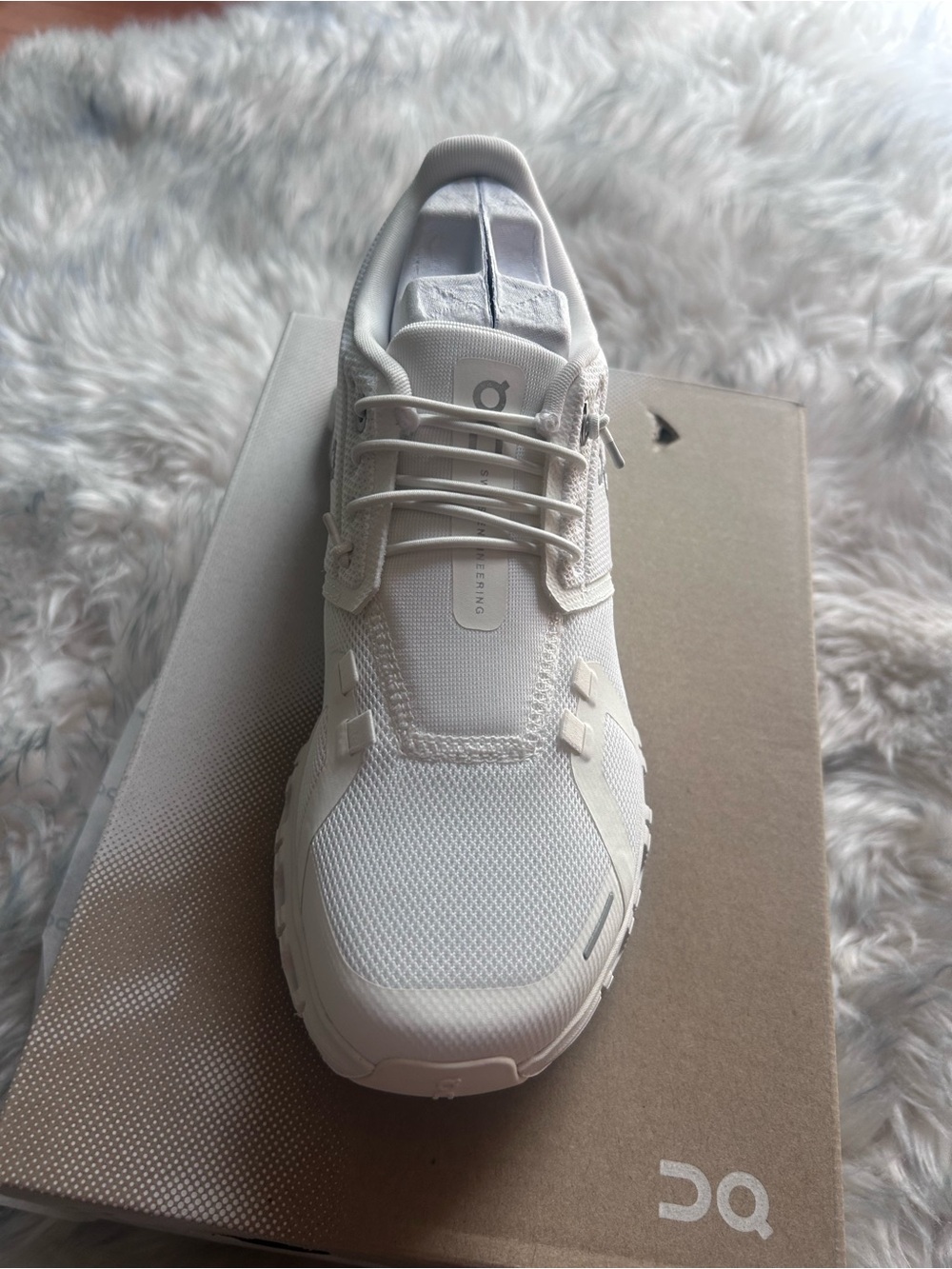 On Running Running women’s Cloud White Athletic Sneakers - Picture 5 of 9